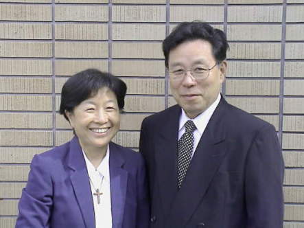 主任牧師：青木靖彦・由美子夫妻